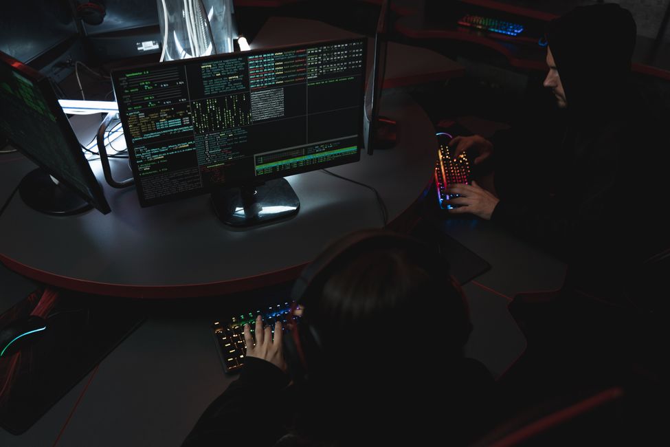坐无后视镜的特斯拉 Cybercab 心里发慌？未来乘客行程中可随时查看侧、后摄像头画面